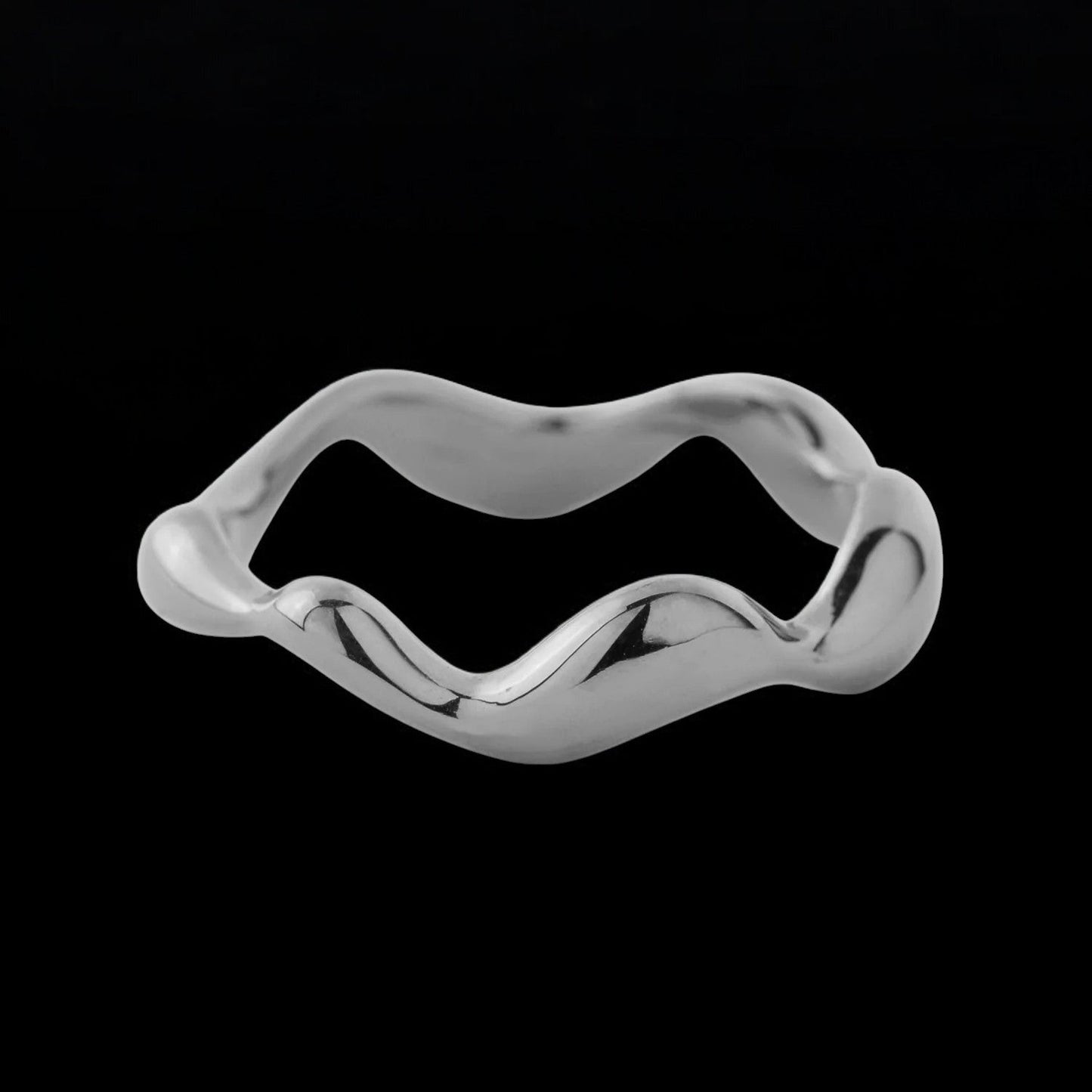 Nuanced Flow Ring Duo | Sculptural Statement with Organic Curve Design