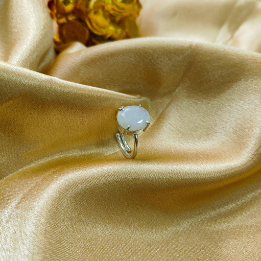 Moonstone Ring | Elegant Crystal Jewelry for Intuition, Balance & Inner Harmony