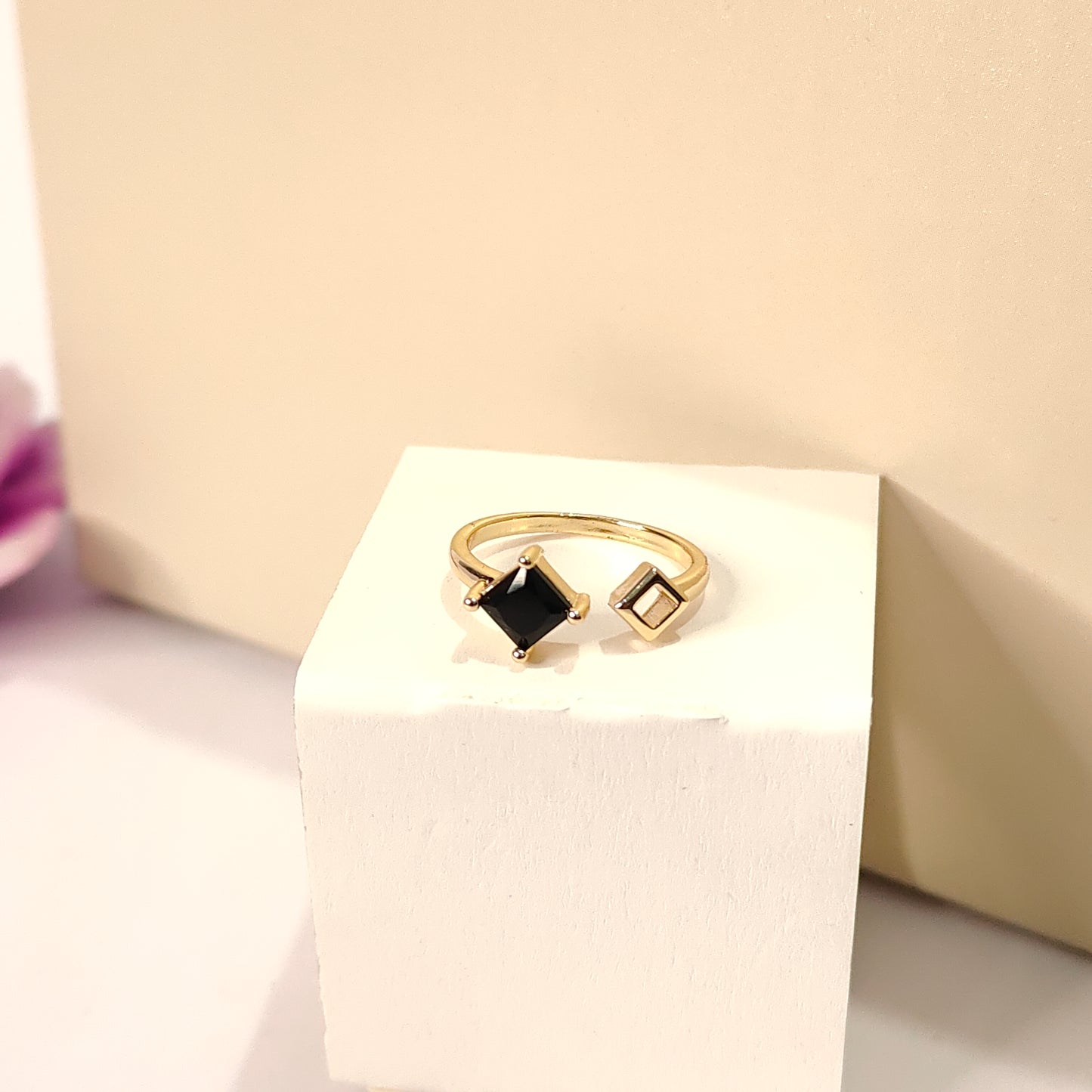 Calliope Ring | Gold Open Ring with Black Square Gemstone & Geometric Detail