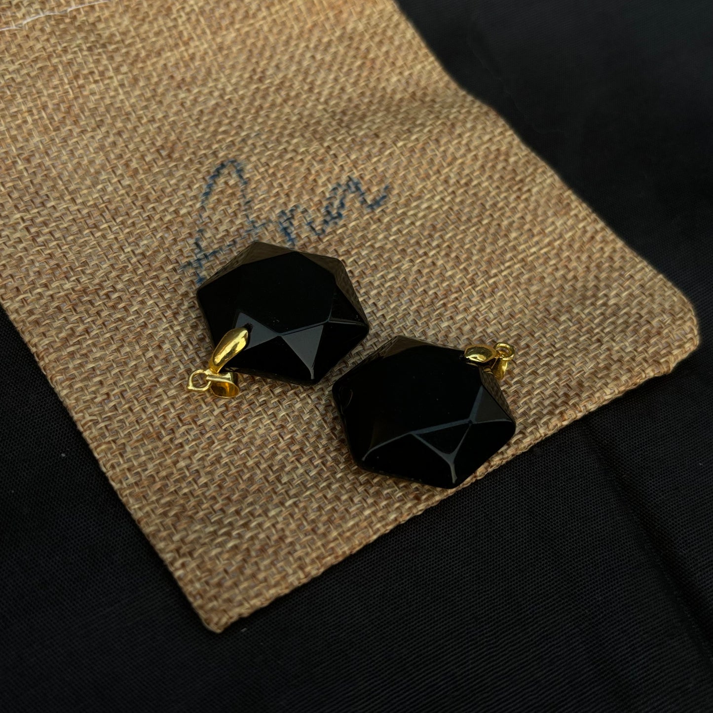 Pendentif Hexagonal Tourmaline Noire