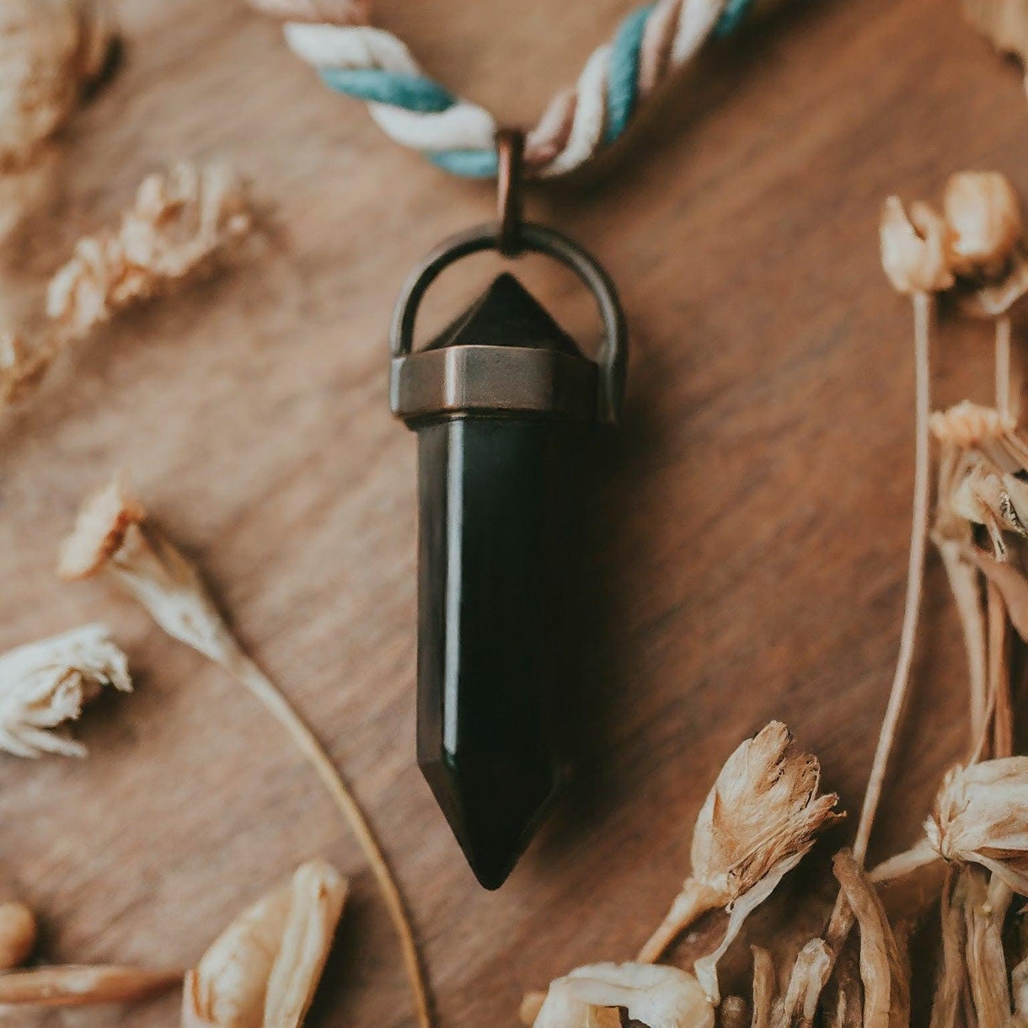 Sulemani Hakik (Black Agate) Pencil Shaped Pendant | Premium Healing Stone Necklace for Protection & Positive Energy