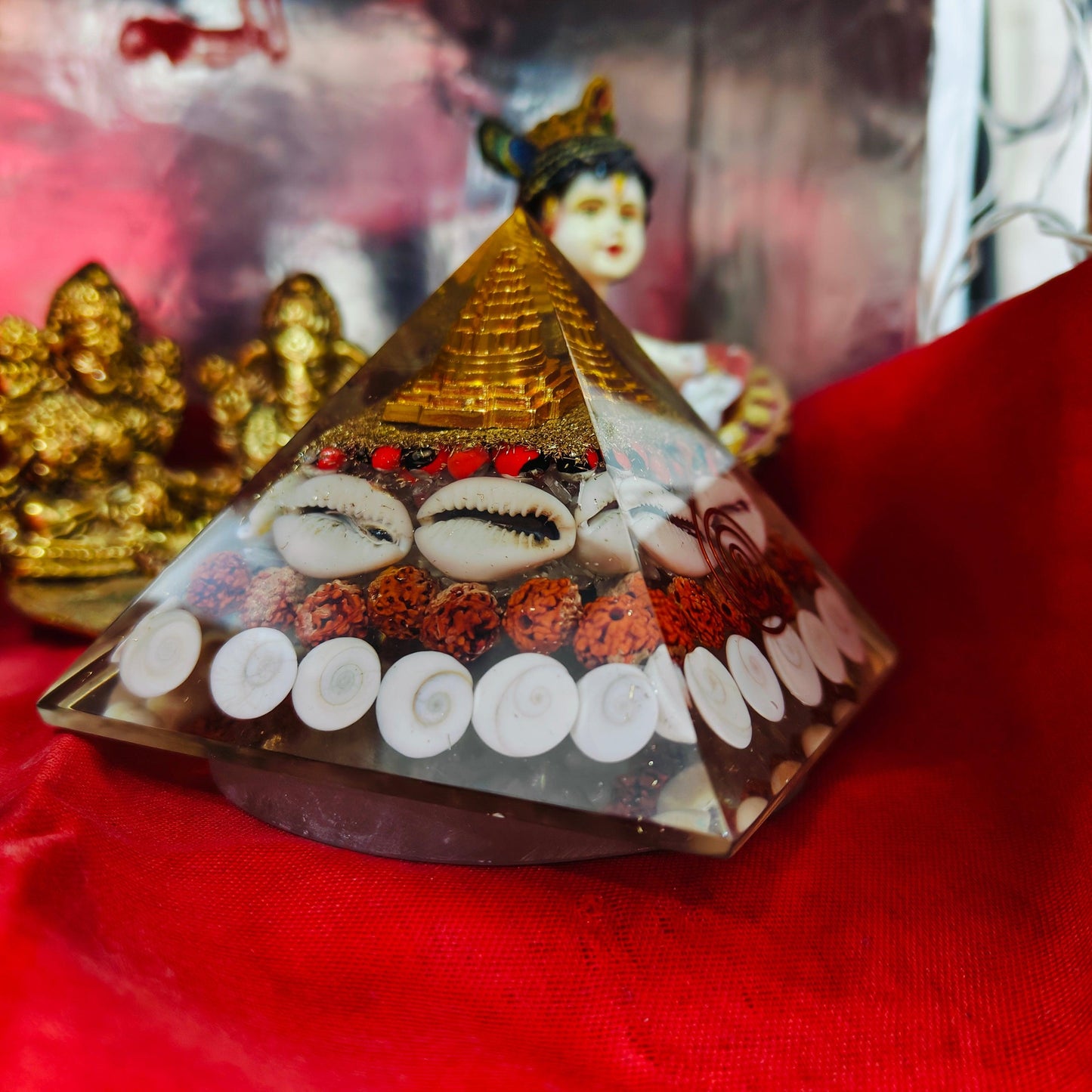 Dhan Laxmi Shree Yantra Crystal Pyramid | Symbol of Prosperity, Wealth, and Spiritual Growth in India